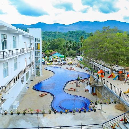 Saru Blue Sapphire Hotel Udawalawe Exterior foto